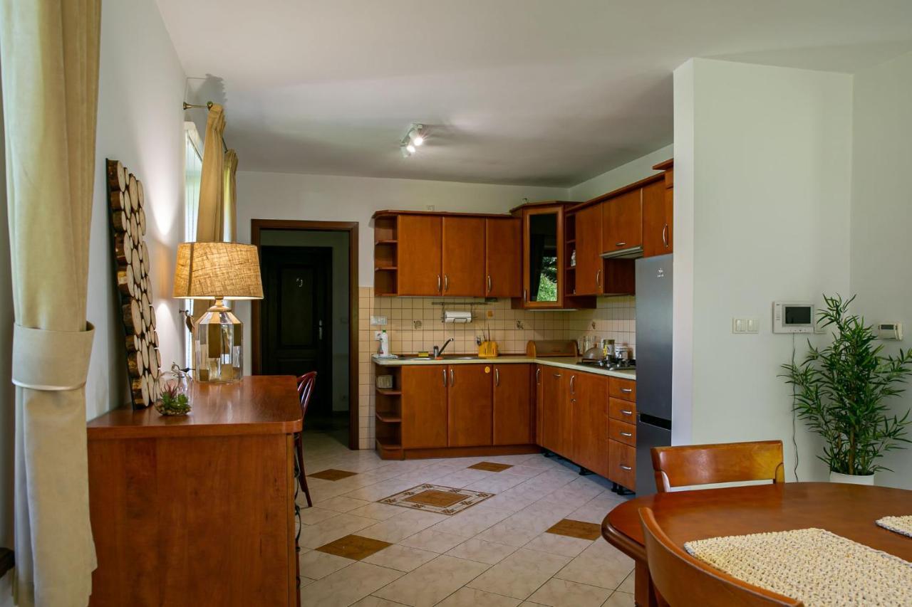 Szumi Las Events & Apartments Regimin المظهر الخارجي الصورة